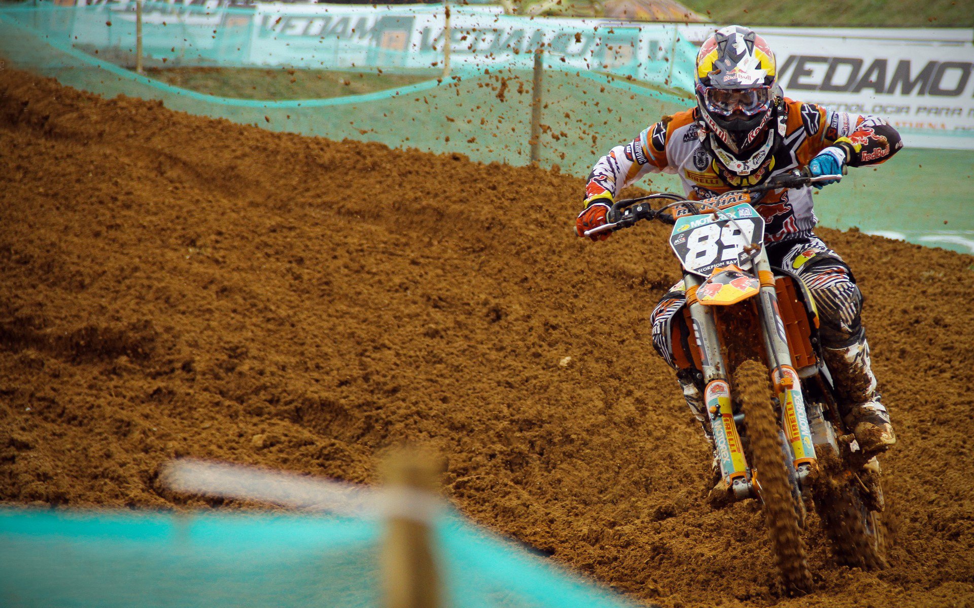 魔术冲垮开拓者,F1新赛季揭幕战焦点战的双重启示